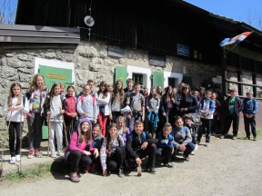 Pred domom na Ivančici 25.04.15.